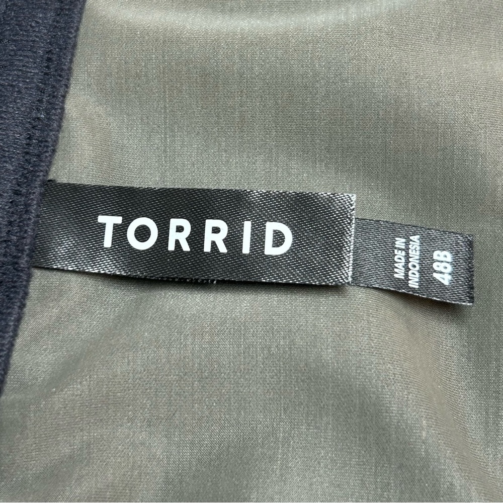 Torrid Tara Lace Purple Bra Size 48B - Picture 7 of 8